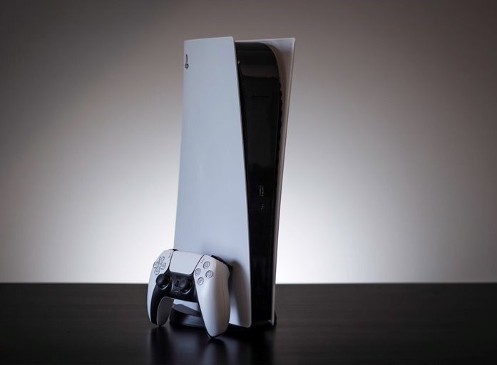 فروش ۴.۵ میلیون دستگاه پلی استیشن 5 در سه ماه پایانی ۲۰۲۰